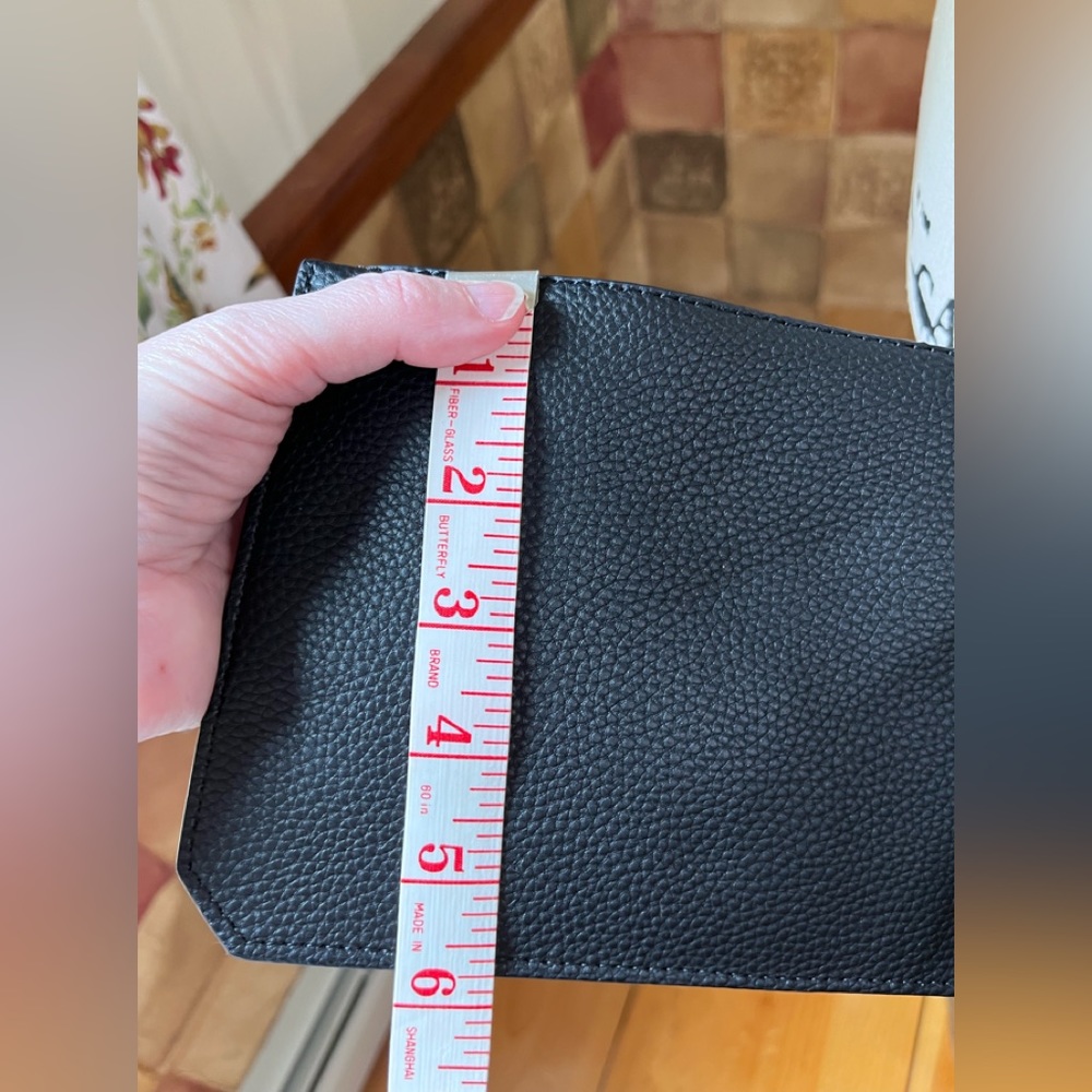Anne Klein 👜 Black Handbag/ ShoulderCrossbody and Wristlet  2 piece SET!! - Picture 8 of 16